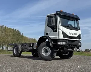 Iveco Eurocargo ML150E25WS-4150 4x4 Cabina de chasis