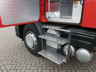 Renault Kerax 320 DXI 4x2 Chasis Cabina – Image 5