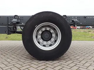 Renault Kerax 320 DXI 4x2 Chasis Cabina – Image 7