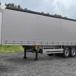 Schmitz Cargobull SCS 24/L semirremolque cortina de 3 ejes